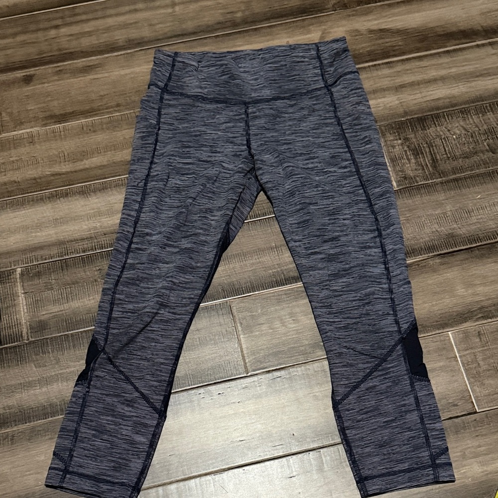 Euc Lululemon Pace Rival Crop 6
